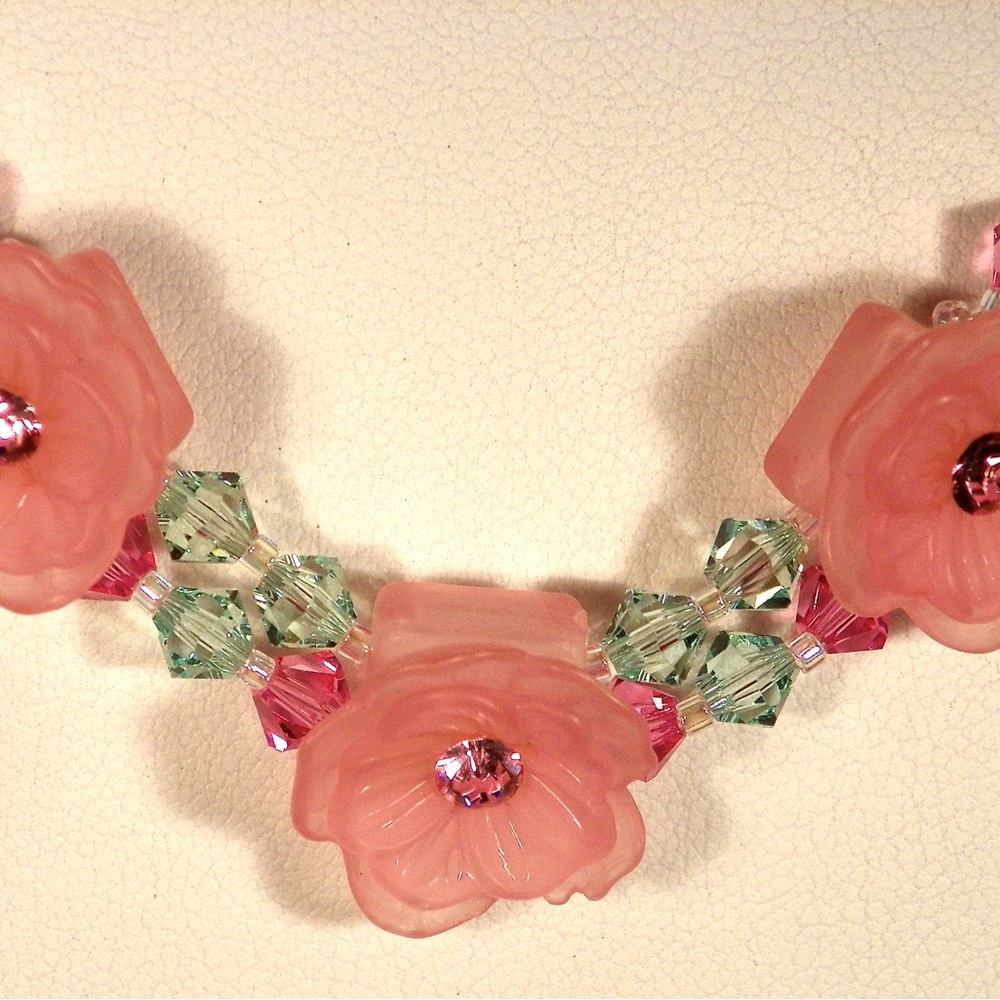 SOLD 
Handmade Rose Flower Crystal Necklace - Picture 3 of 4